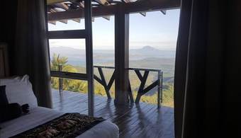 Bed & Breakfast The Oriental Luxury Suites Tagaytay