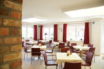 Hostal Cafe Und Pension Blohm