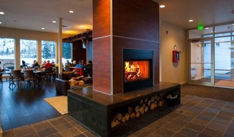 Hotel Tsaina Lodge
