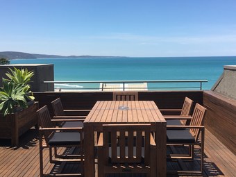 Apartamentos Lorne Beachfront Accommodation