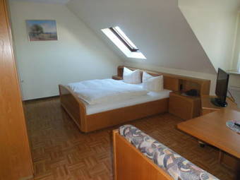 Hostal Gasthof Zum �sterntor