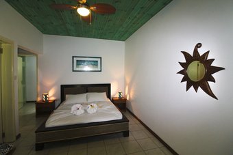 Hotel Takamaka Green Village