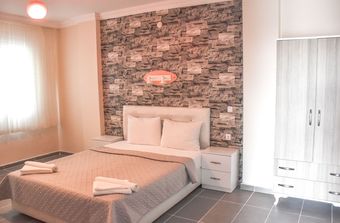 Sunset Village Apart Hotel