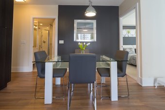 Applewood Suites - Executive 3 Bdrm