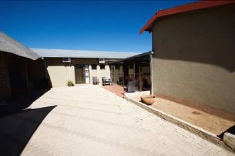 Hotel Mo-nize Villa Guesthouse