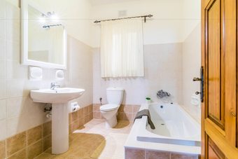 Ta Frenc Apartments
