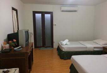 Hotel Kuraburi Resort