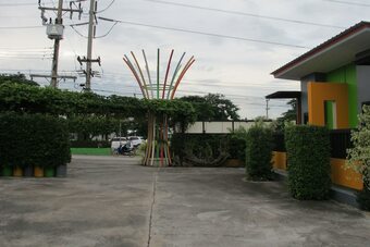 Hotel Jirapa Modern Resort