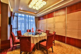 Tianjin Baiyun Hotel