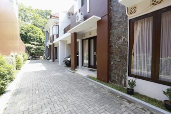 Hotel Reddoorz @ Merapi View