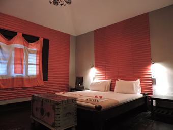 Hotel Paje By Night