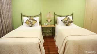 Sophia Suites Residence Hotel