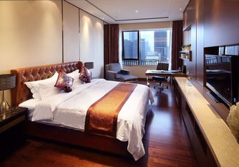 Estay Apartment Poly Central Pivot Gz