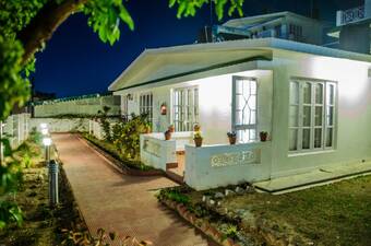 Hotel Himalayan Eco Lodge, Tehri Retreat