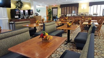 Hotel Wyndham Garden Williamsburg Busch Gardens Area