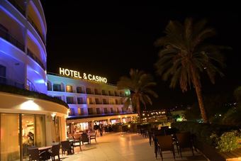 Malpas Hotel & Casino