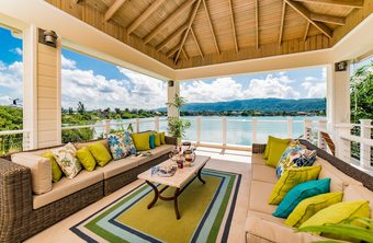 Villa Everything Nice By The Sea In Montego Bay 5br