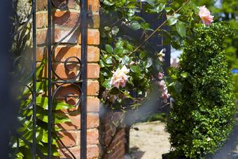 Karma Sanctum On The Green Hotel