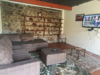 Villa Naisar Holiday Home & Cottage Primrose