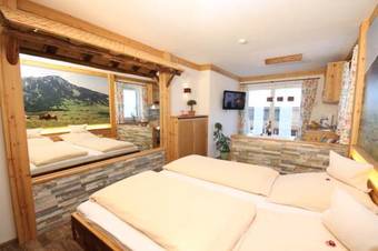 Hostal Mein Landhaus