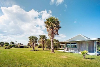 Cabana Slipper Island Resorts