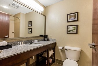 Hotel Comfort Suites Jonesboro University Area