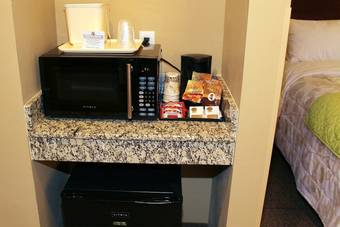 Motel Heartland Inn And Suites