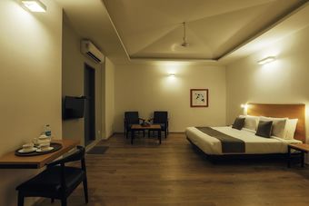 Hotel Oyo Townhouse 021 Bombay Exhibition Centre