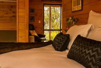 Bed & Breakfast Birds Ferry Lodge Luxury Accommodation