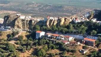 House With 3 Bedrooms In Chiclana De Segura, With Wonderful Mountain View, Furnished Terrace And Wifi