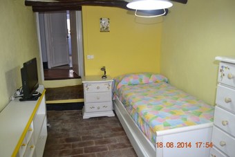 House With 4 Bedrooms In Sant Pere Sacarrera, With Wonderful Mountain View, Furnished Terrace And Wifi - 35 Km From The Beach