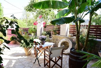 House With 2 Bedrooms In Rethymno - 8 Km From The Beach