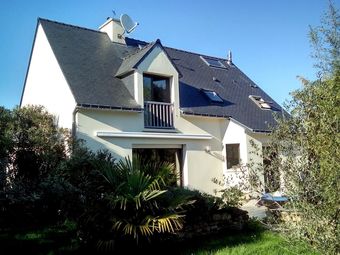 House With 3 Bedrooms In Saint-perreux, With Enclosed Garden - 40 Km From The Beach