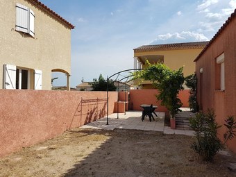 Villa With 4 Bedrooms In Florensac, With Enclosed Garden - 15 Km From The Beach