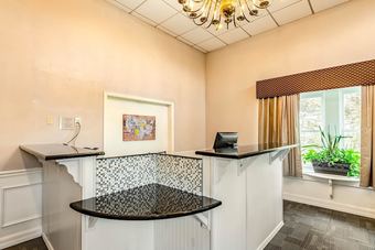 Hotel Econo Lodge Inn & Suites