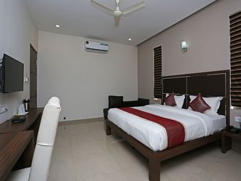 Hotel Oyo 9140 Maharana Greens