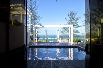 Apu� Brava Hotel