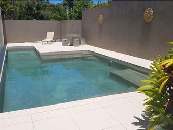 Luxury Townhouse 250m To The Beach