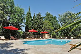 House With 2 Bedrooms In Grans, With Pool Access And Furnished Garden - 30 Km From The Beach