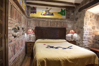 Castillo De A��n De Moncayo