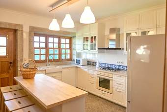 House With 5 Bedrooms In Cristelo, With Wonderful Sea View, Pool Access, Enclosed Garden - 2 Km From The Beach