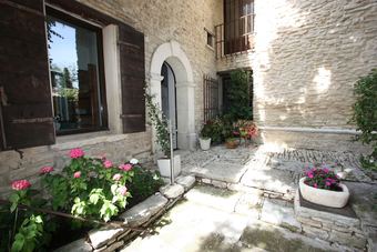 Bed & Breakfast Chambre D'h�tes Au Chant Des Sorgues
