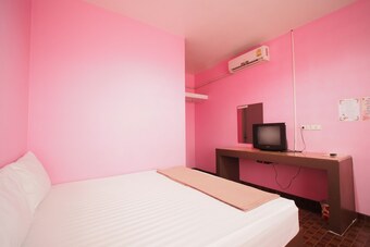 Hotel Oyo 893 Aura Vintage