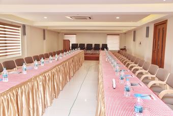 Navaratna Inn A Luxury Hotel