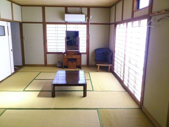 Hotel Minsyuku Satoyama