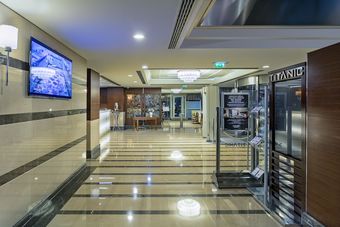 Hotel Titanic Port Bakirkoy