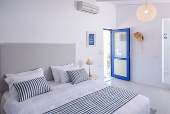 Apartamentos Casa Limnionari Beach House