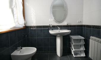 102896 -  Apartment In Corcubi�n