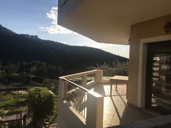 Mountain View Apartment