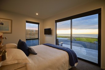 Cabana Glenburn Coastal Retreat - Adults Only